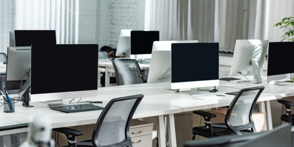 Proyectos de ICT Oficinas / Locales Comerciales en Lleida · Comunicaciones mediante firewalls, VPNs y cifrado