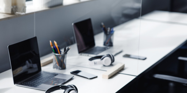 Proyectos de ICT Oficinas / Locales Comerciales en Lleida · Seguridad y Gestión de Redes