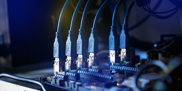 Redacción / Implantación / Legalización de Proyectos ICT en Lleida · Tecnologías Emergentes y Transformación Digital