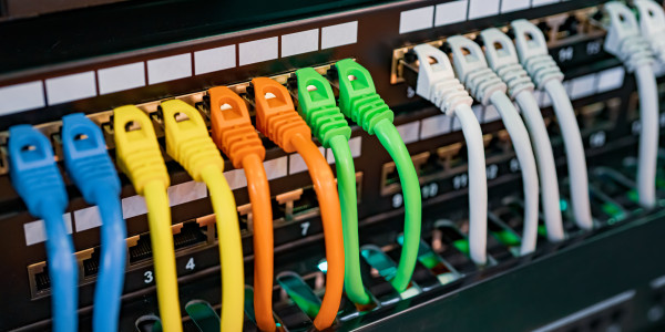 Certificado / Certificación de ICT Telecomunicaciones en Lleida · Instalación, mantenimiento y Certificado de redes de alta velocidad