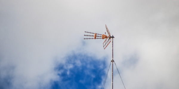 Certificado / Certificación de ICT Telecomunicaciones en Lleida · Televisión digital y satelital