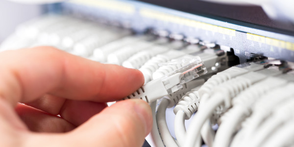 Infraestructura Común Telecomunicaciones Alguaire · Diseño e implementación de redes cableadas e inalámbricas