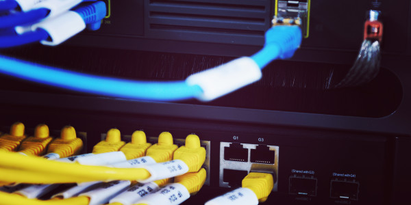 Infraestructura Común Telecomunicaciones Alguaire · Instalación y mantenimiento de centrales telefónicas y redes móviles