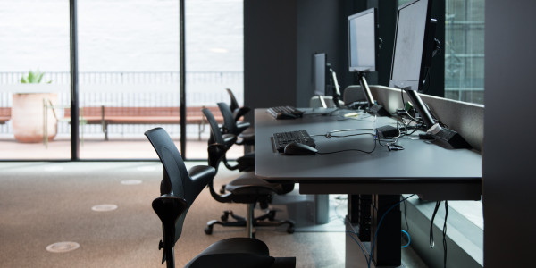 Proyectos de ICT Oficinas / Locales Comerciales els Alamús · Ciberseguridad
